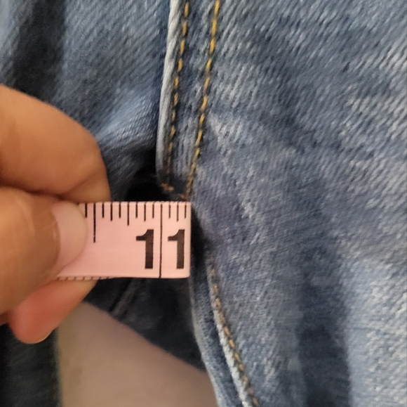 Revice Boot Cut Jeans Size 27 x 33 - Picture 6 of 8